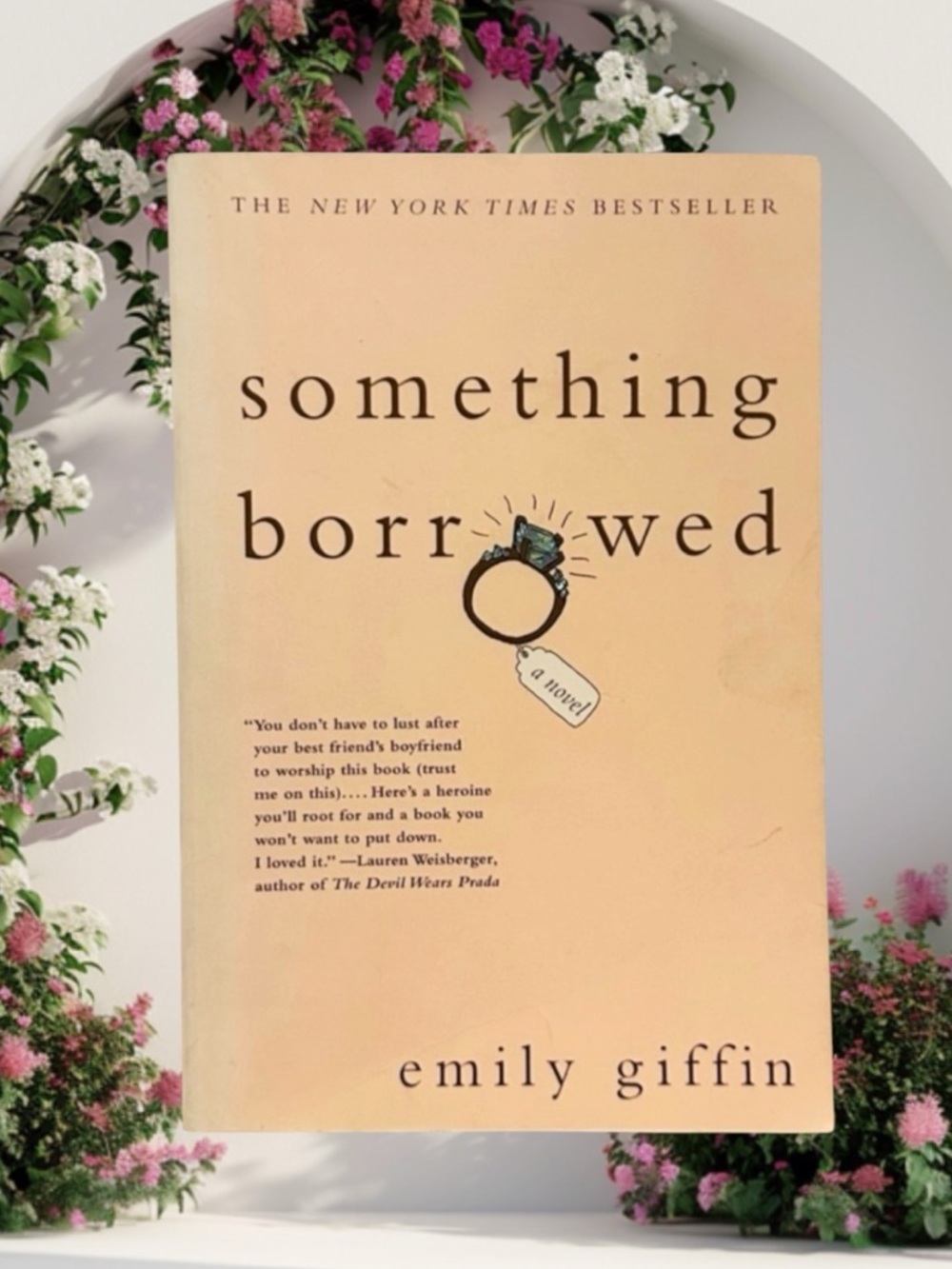 Something Borrowed by Emily Giffin - paperback